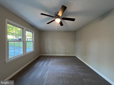 10913 Doeskin Ln, Fredericksburg, VA 22407 - photo 4