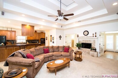 Open floor plan that allows for great entertaining