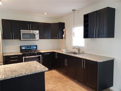 19 Vandewater St, Providence, RI 02908 - photo 4