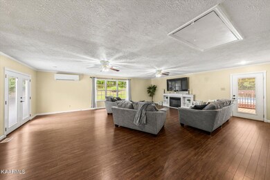 05-180-Shelton-Ln-Clinton-TN-5