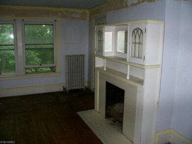 15750 Terrace Rd, Cleveland, OH 44112 - photo 3