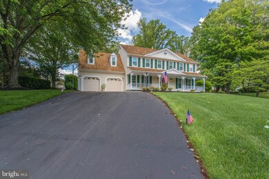 5031 Oakcrest Dr, Fairfax, VA 22030 - photo 2