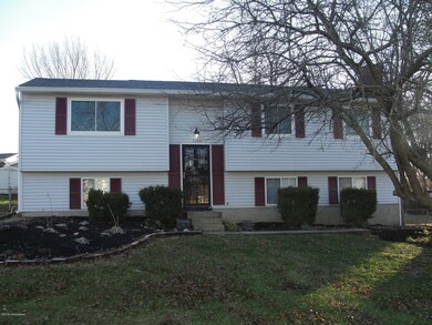 7206 Applegate Ln, Louisville, KY 40228 - photo 2