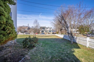 9 Cooke St, Fairhaven, MA 02719 - photo 5