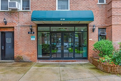 Linden Hill unit 1F, Flushing, NY 11354 - photo 3