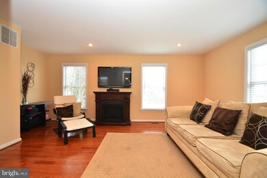 9058 Waltham Woods Rd, Parkville, MD 21234 - photo 2