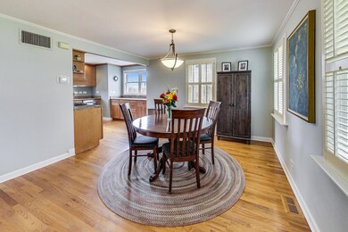 3405 Linneman St, Glenview, IL 60025 - photo 5