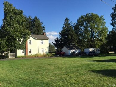 28 Main St, Stockertown, PA 18083 - photo 2