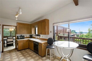 23021 19th Ave S, Des Moines, WA 98198 - photo 7