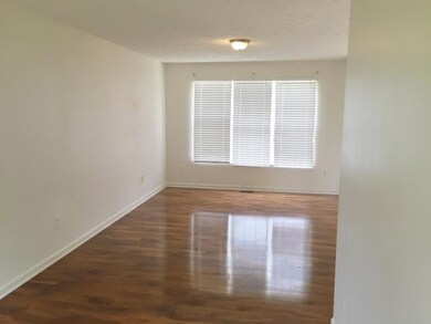 1136 Snowden Terrace, Johnson City, TN 37601 - photo 2