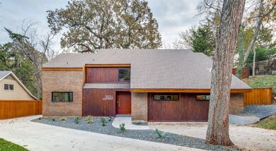 3974 Lost Creek Dr, Dallas, TX 75224 - photo 2