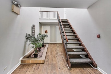 534 River Front Cir unit 604, Naperville, IL 60540 - photo 3