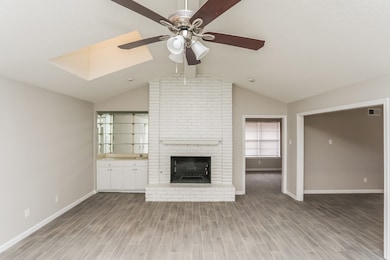 2804 Quail Ridge Dr unit D, Carrollton, TX 75006 - photo 2