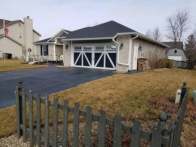 6135 E Meadow Ridge Rd, Columbus, IN 47203 - photo 6