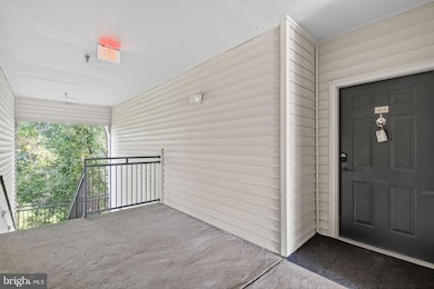 12148 Garden Grove Cir unit 403, Fairfax, VA 22030 - photo 7