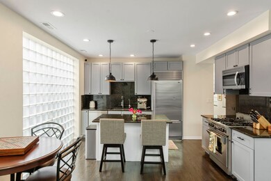 1015 N Hermitage Ave unit C, Chicago, IL 60622 - photo 6