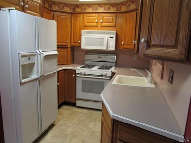 1518 Richard Ave, Bethlehem, PA 18018 - photo 5