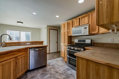 2078 NW Kilnwood Ln, Redmond, OR 97756 - photo 4