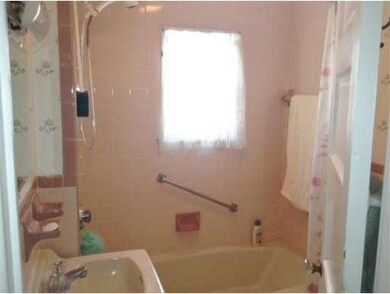 15 Salem St, Lawrence, MA 01843 - photo 7