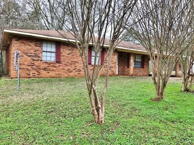 3180 C D Rayborn Rd, Jayess, MS 39641 - photo 2