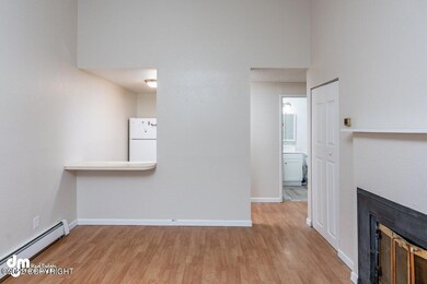 Living Room_MAX7889