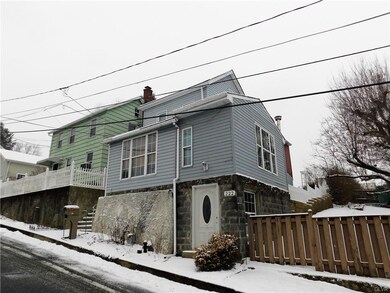 222 Green St, Freemansburg, PA 18017 - photo 2