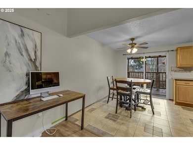 152 SE 205th Dr, Gresham, OR 97030 - photo 5