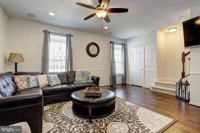 938 Magnolia Blossom Ct, Sykesville, MD 21784 - photo 3