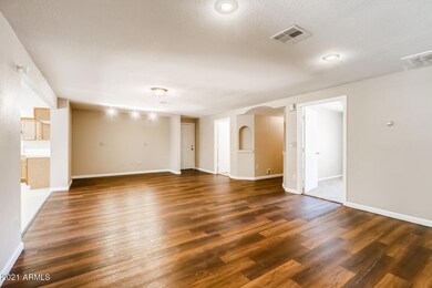 1503 W PERSHING AVE Phoenix AZ - Web Qua