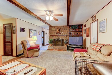 78 Paulson Rd Wrightstown NJ-large-022-3