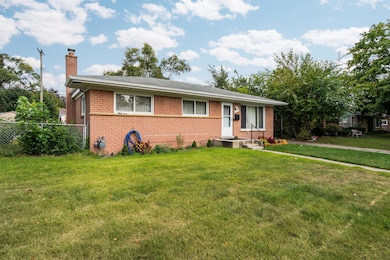 1027 Lori St, Ypsilanti, MI 48198 - photo 3