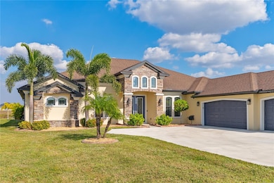 5219 Lake Venice Dr, Wimauma, FL 33598 - photo 2