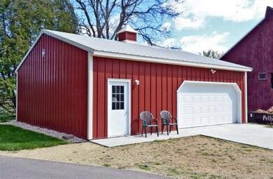 2586 Lalor Rd, Oregon, WI 53575 - photo 4