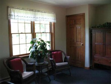 404 Dresser Hill Rd, Dudley, MA 01571 - photo 4