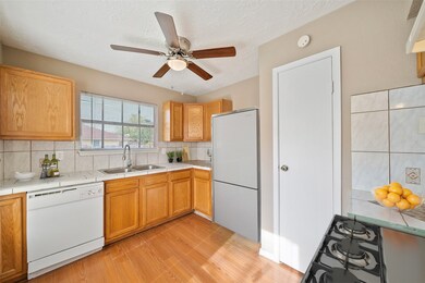 6613 Greenyard Dr, Houston, TX 77086 - photo 6