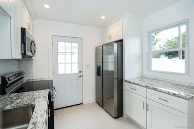 50 Carlls Path, North Babylon, NY 11703 - photo 7