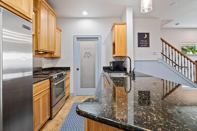 680SEVineMapleLn-012