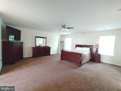 21239 Elizabeth Hill St, California, MD 20619 - photo 4