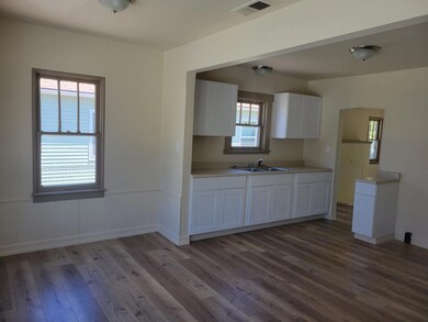 2255 Vine Ave, Klamath Falls, OR 97601 - photo 4