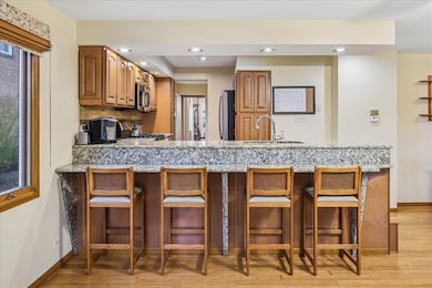 7531 W Cleveland St, Niles, IL 60714 - photo 6