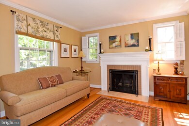 2342 N Oak St, Falls Church, VA 22046 - photo 2