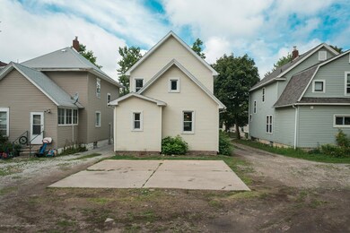 919 W Genesee St, Lansing, MI 48915 - photo 4
