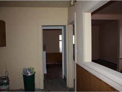 Kitchen Open pass through to the Dining room
