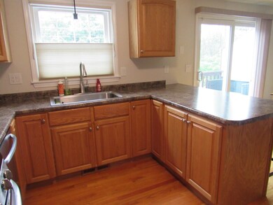 6 Lochmere Ln unit U367, Nashua, NH 03063 - photo 3