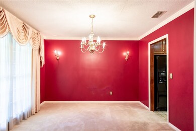 Formal dining