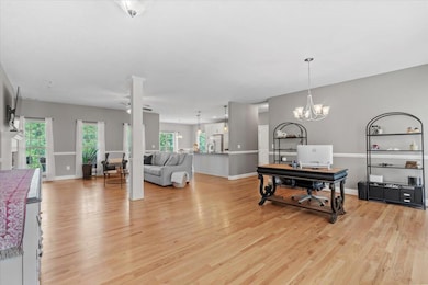 06-Living Room