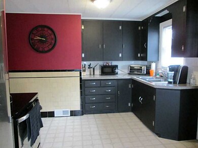 44 Community Dr, Cranston, RI 02905 - photo 5