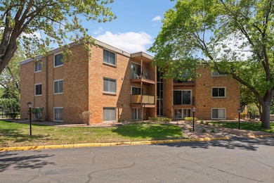 9143 Highway 55 unit 301, Golden Valley, MN 55427 - photo 2
