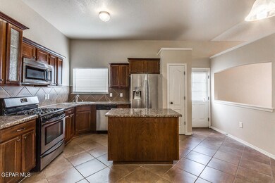 14283 Desert Point Dr, El Paso, TX 79928 - photo 7