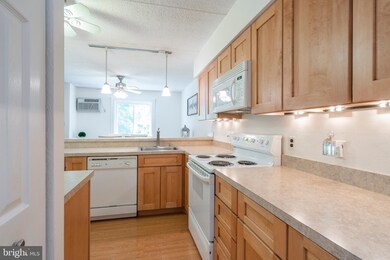 600 Campbell Cir unit I14, Downingtown, PA 19335 - photo 5